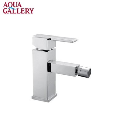 Traditional Style Deck Mounted Chrome Finished Bidet Faucet